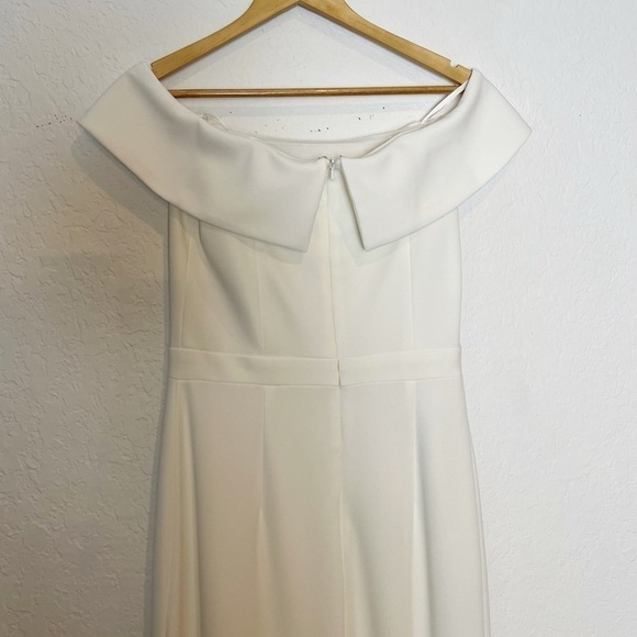 AQUA Scuba Crepe Off-the-Shoulder Midi Dress - Picture 5 of 11